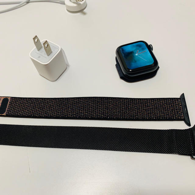 Apple Watch Series 4 GPS 40mm おまけ付き