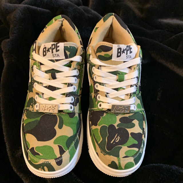 A BATHING APE(アベイシングエイプ)のA BATHING APE  エイプ 1st camo カモ BAPE STA メンズの靴/シューズ(スニーカー)の商品写真