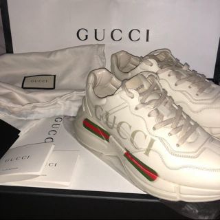 グッチ(Gucci)のgucci レザースニーカー(スニーカー)