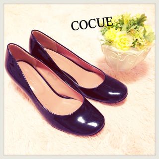 コキュ(COCUE)のCOCUE★エナメルブラックパンプス(ハイヒール/パンプス)