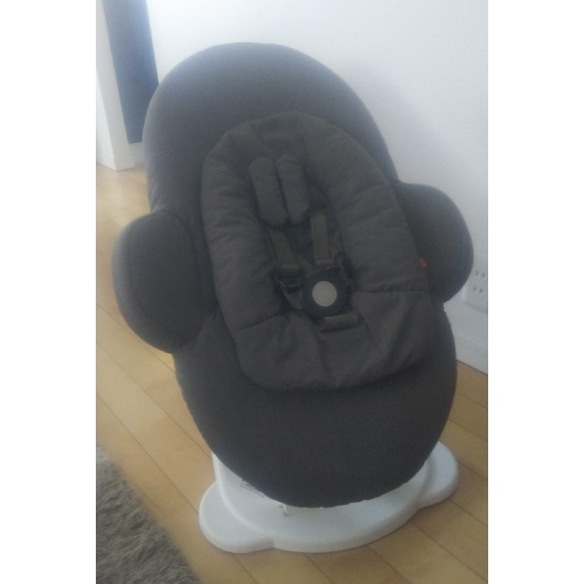 Stokke(ストッケ)のneko1023さま専用 美品 STOKKE バウンサー キッズ/ベビー/マタニティの寝具/家具(その他)の商品写真