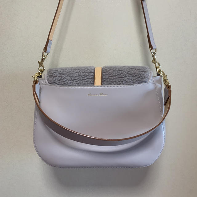 Samantha Thavasa(サマンサタバサ)のサマンサタバサ サマンサ ルーア (大)  グレー 美品 レディースのバッグ(ショルダーバッグ)の商品写真