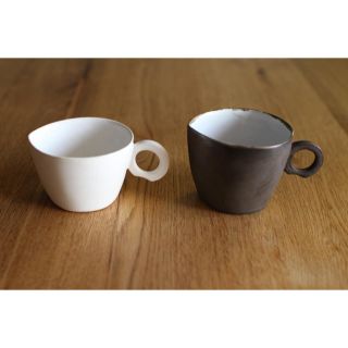 安藤雅信 カプチーノカップ（白マット釉）&コーヒーカップ（黒錆釉 ...