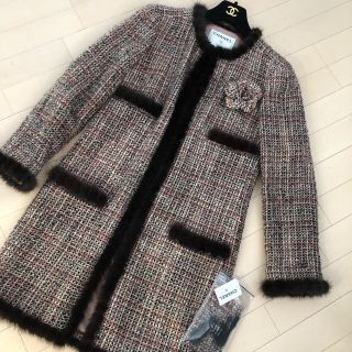 CHANEL(ロングコート ・ ホワイト/白色系)のフリマアイテム一覧 CHANEL(ロングコート ・ ホワイト/白色系)のフリマアイテム一覧