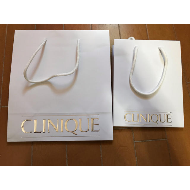 CLINIQUE(クリニーク)のCLINIQUE 紙袋 レディースのバッグ(ショップ袋)の商品写真