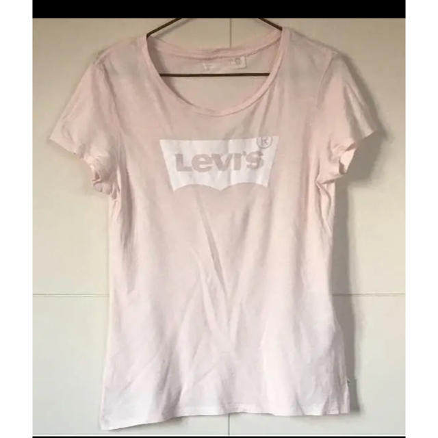 Levi's(リーバイス)のLevi's 薄 Ｔシャツ ピンク リメイクに レディースのトップス(Tシャツ(半袖/袖なし))の商品写真