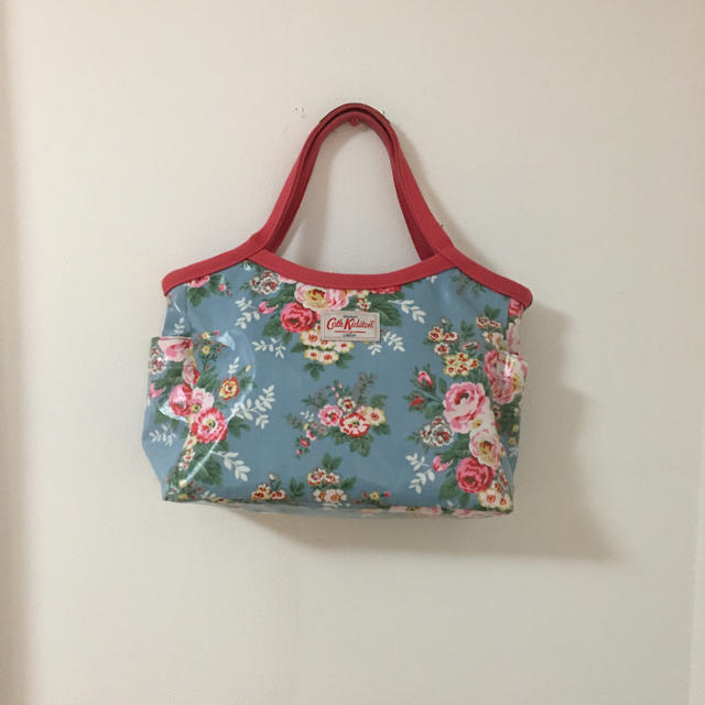 Cath Kidston(キャスキッドソン)のCath Kidston キャスキッドソン 花柄 トートバック レディースのバッグ(トートバッグ)の商品写真