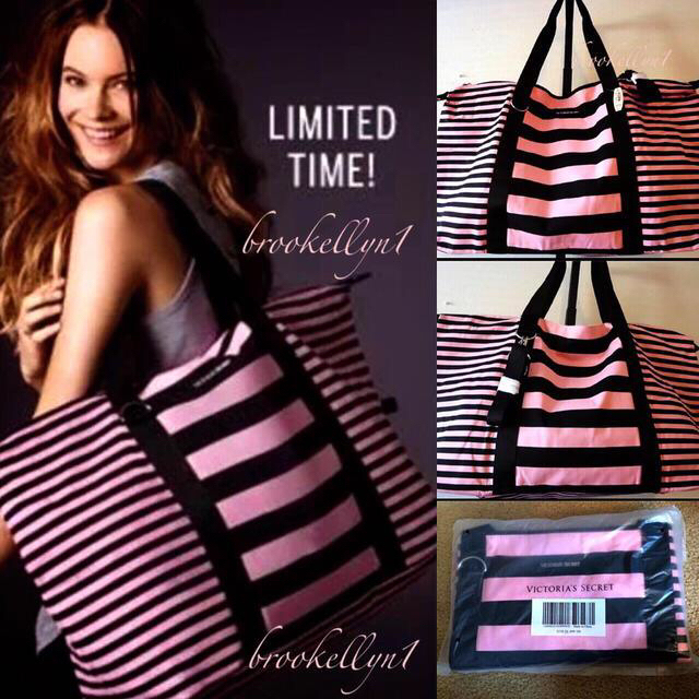Victoria's Secret(ヴィクトリアズシークレット)の新品ロゴビッグトラベルバッグベビーピンク レディースのバッグ(スーツケース/キャリーバッグ)の商品写真