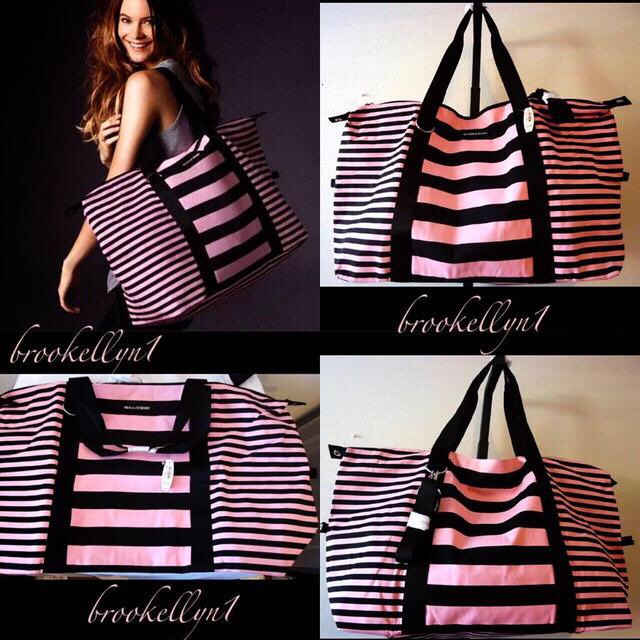 Victoria's Secret(ヴィクトリアズシークレット)の新品ロゴビッグトラベルバッグベビーピンク レディースのバッグ(スーツケース/キャリーバッグ)の商品写真