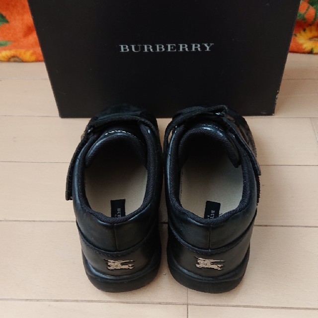 BURBERRY(バーバリー)のBURBERRYバーバリー靴20cm キッズ/ベビー/マタニティのキッズ靴/シューズ(15cm~)(フォーマルシューズ)の商品写真