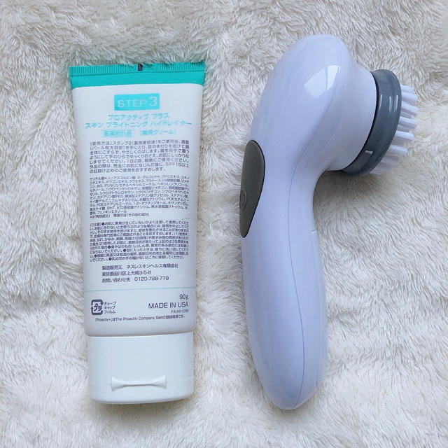 proactiv(プロアクティブ)のプロアクティブ 洗顔ブラシ付き セット売り スマホ/家電/カメラの美容/健康(フェイスケア/美顔器)の商品写真