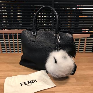 フェンディ(FENDI)のうららら様の フェンディ セレリア ハンドバッグ チャーム 2点 セット(ハンドバッグ)