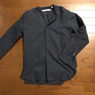 ユニクロ(UNIQLO)のmen'sシャツ(シャツ)