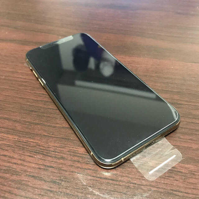 iPhone(アイフォーン)の新品同等品 iphoneXs ゴールド ソフトバンク 256gb スマホ/家電/カメラのスマートフォン/携帯電話(スマートフォン本体)の商品写真