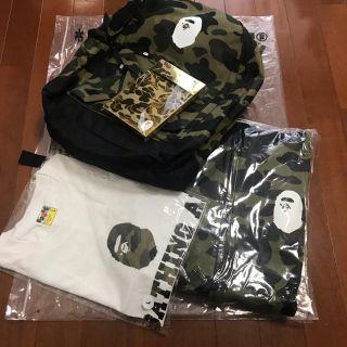 アベイシングエイプ(A BATHING APE)のBAPE a bathing ape 福袋 2019 Lサイズ(パーカー)