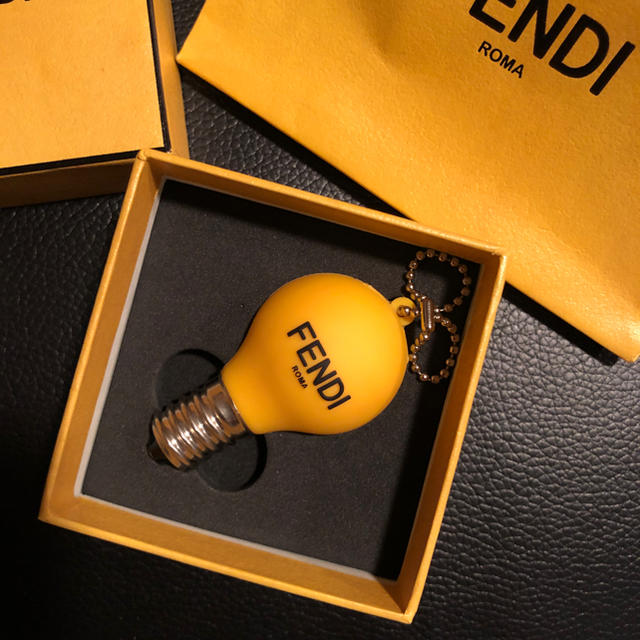 FENDI(フェンディ)のFENDI USB スマホ/家電/カメラのPC/タブレット(PC周辺機器)の商品写真
