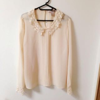 フォーエバートゥエンティーワン(FOREVER 21)のお花ブラウス＆スカート(^^)(シャツ/ブラウス(長袖/七分))