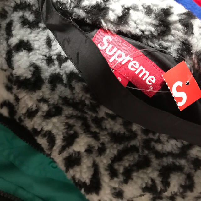 supreme フリース レオパード