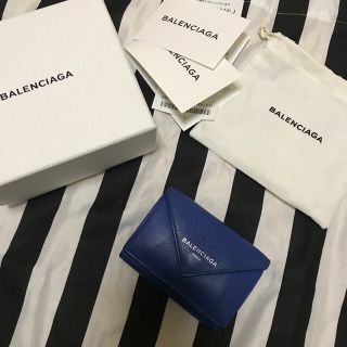 バレンシアガ(Balenciaga)の超美品💟国内百貨店購入品‼️希少バレンシアガ  ミニウォレット ロイヤルブルー(折り財布)