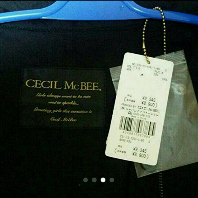 CECIL McBEE(セシルマクビー)のMegｻﾏ専用♡♡新品 タグ付き セシル☆ レディースのジャケット/アウター(スプリングコート)の商品写真
