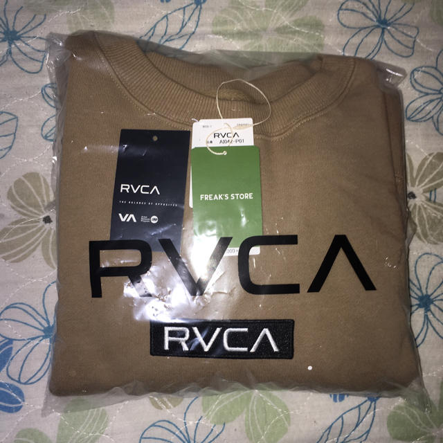 RVCA(ルーカ)のRVCA ベージュ トレーナー スウェット メンズのトップス(スウェット)の商品写真