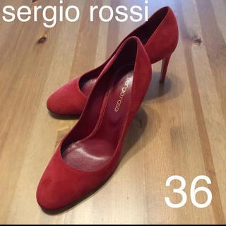 セルジオロッシ(Sergio Rossi)のSergio Rossi セルジオロッシ  36 赤のスエードパンプス(ハイヒール/パンプス)