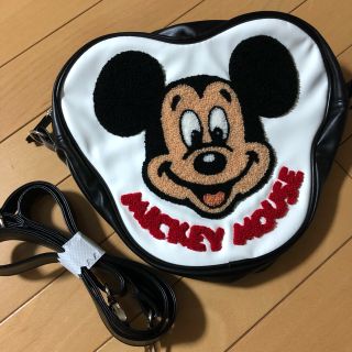 ディズニー(Disney)の大人気即完売 Disney ミッキーフェイスショルダーバッグ もこもこ ワッペン(ショルダーバッグ)