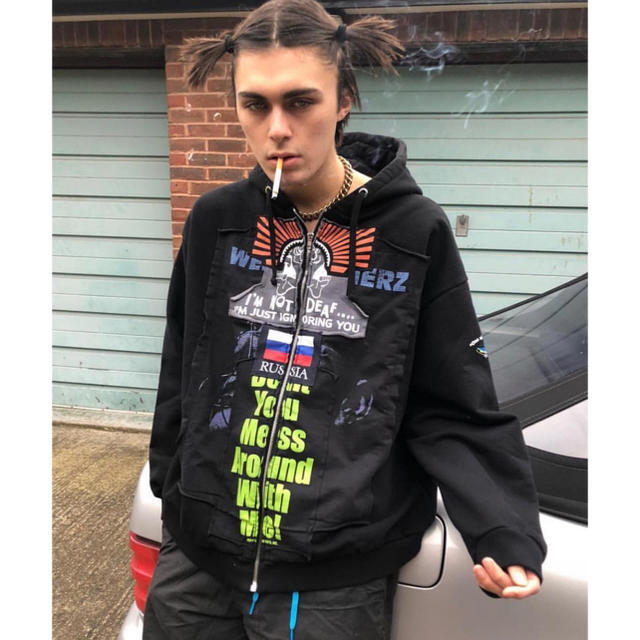 開店記念セール!】 ヴェトモン M パッチワークパーカー vetements