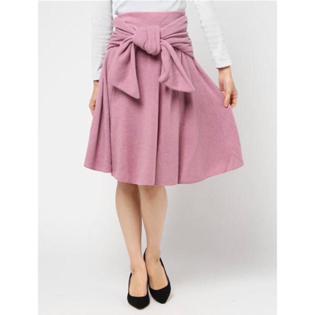 SNIDEL(スナイデル)の新品 タグ付き 可愛い♡ snidel ミドル ニットライク スカート レディースのスカート(ひざ丈スカート)の商品写真
