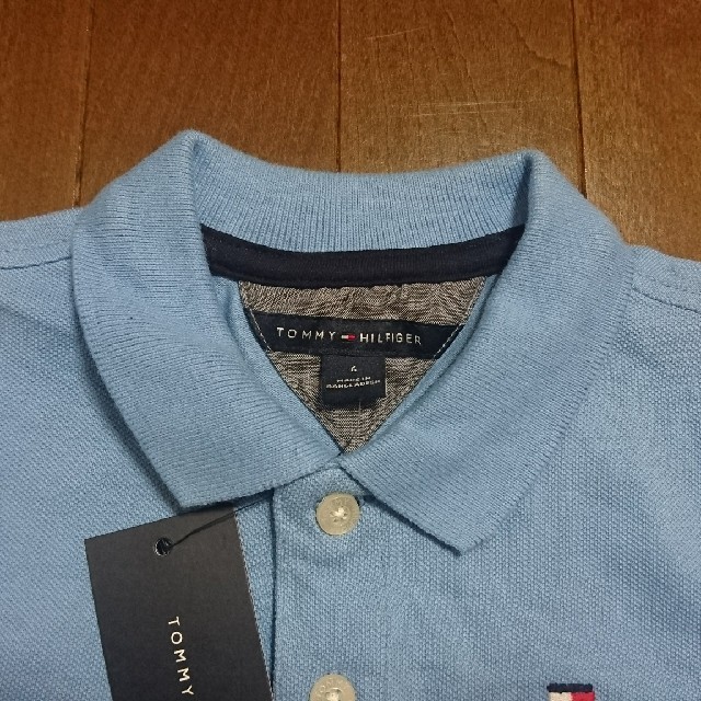 TOMMY HILFIGER(トミーヒルフィガー)の【新品】トミーヒルフィガー ポロシャツ 6サイズ キッズ/ベビー/マタニティのキッズ服男の子用(90cm~)(Tシャツ/カットソー)の商品写真