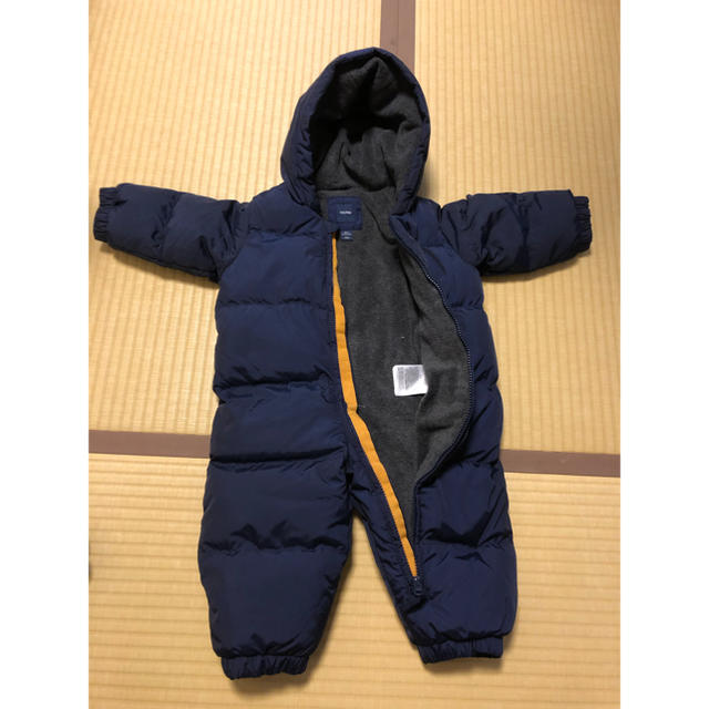 babyGAP(ベビーギャップ)のGAP ダウン ジャンプスーツ キッズ/ベビー/マタニティのベビー服(~85cm)(ジャケット/コート)の商品写真