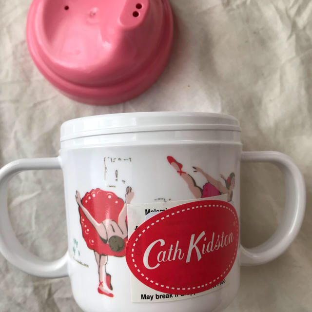 Cath Kidston(キャスキッドソン)のCath Kidston ベビーマグ＆お皿のセット 未使用品✤ キッズ/ベビー/マタニティのキッズ/ベビー/マタニティ その他(その他)の商品写真