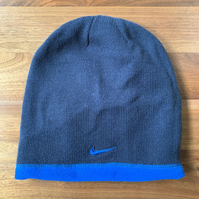 NIKE(ナイキ)のNIKE キッズ ニット帽 キッズ/ベビー/マタニティのこども用ファッション小物(帽子)の商品写真