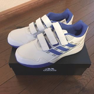 アディダス(adidas)のアディダス  キッズ  新品  adidas(スニーカー)