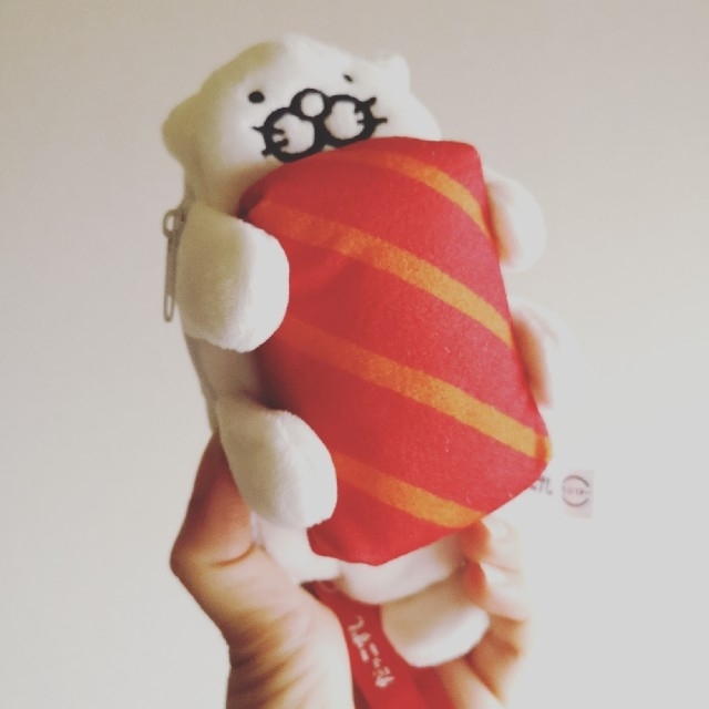 2日間限定値下げ!スシローだっこずし まぐろラッコ VIPパスケース エンタメ/ホビーのおもちゃ/ぬいぐるみ(キャラクターグッズ)の商品写真