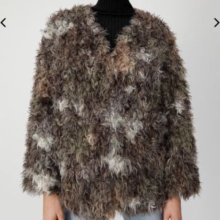 マウジー(moussy)のMOUSSY COLLARLESS CURLY FAUX FUR コート(毛皮/ファーコート)