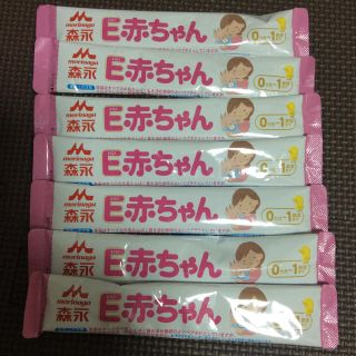 モリナガニュウギョウ(森永乳業)の【パー子♡プロフ必読！様専用】森永E赤ちゃん スティックタイプ 7本(乳液/ミルク)