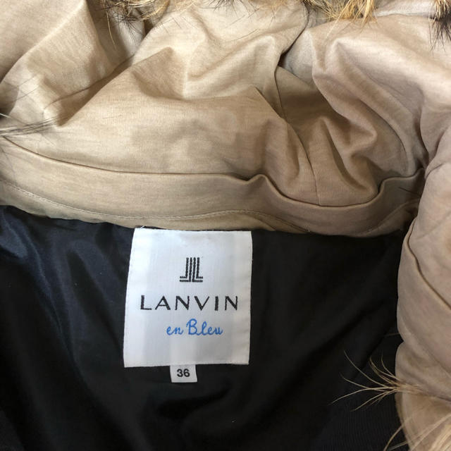 LANVIN en Bleu(ランバンオンブルー)のランバンオンブルー ダウンコート  レディースのジャケット/アウター(ダウンコート)の商品写真