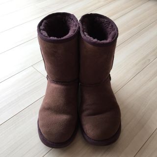 アグ(UGG)の【UGG】ムートンブーツ / パープル / サイズ6(ブーツ)