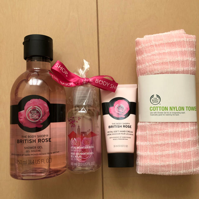 THE BODY SHOP(ザボディショップ)のボディショップボディシャンプーセット コスメ/美容のボディケア(ボディソープ/石鹸)の商品写真