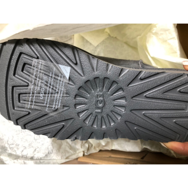 UGG(アグ)の新品 UGG ムートンブーツ クラシックミニⅡ 24㎝ レディースの靴/シューズ(ブーツ)の商品写真