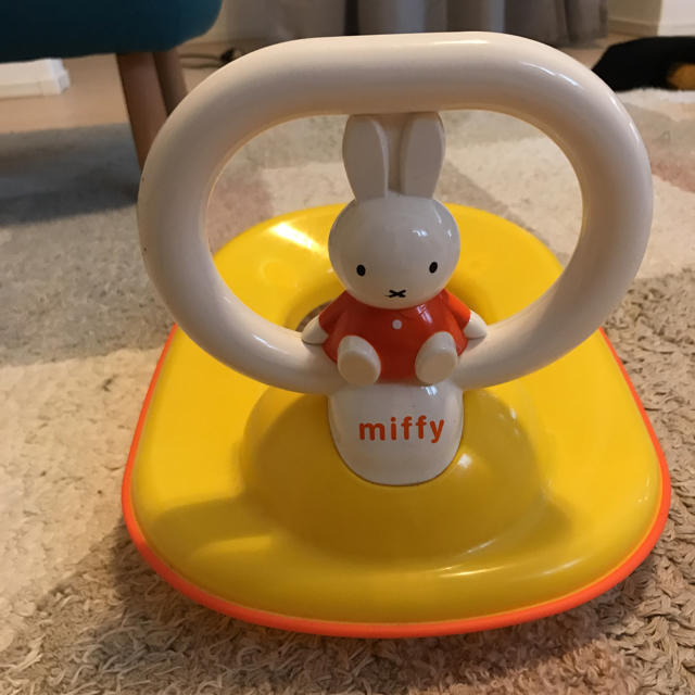 ミッフィ 補助便座  miffy キッズ/ベビー/マタニティのおむつ/トイレ用品(補助便座)の商品写真