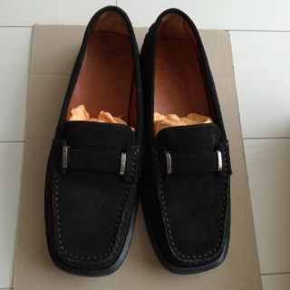 トッズ(TOD'S)のTOD'S ローファー(ローファー/革靴)