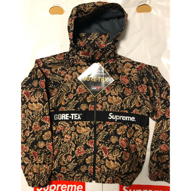 Supreme(シュプリーム)の supreme  gore-tex court jacket メンズのジャケット/アウター(ナイロンジャケット)の商品写真