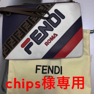 フェンディ(FENDI)の【chips様専用】FENDIトリプレットクラッチバッグ(クラッチバッグ)