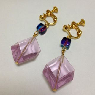 パープルの爽やかイヤリング(イヤリング)