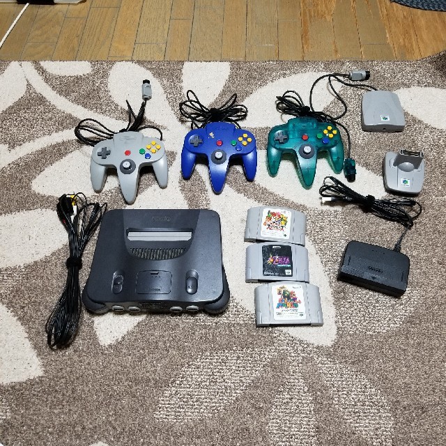 NINTENDO 64(ニンテンドウ64)のニンテンドー64 セット エンタメ/ホビーのゲームソフト/ゲーム機本体(家庭用ゲームソフト)の商品写真