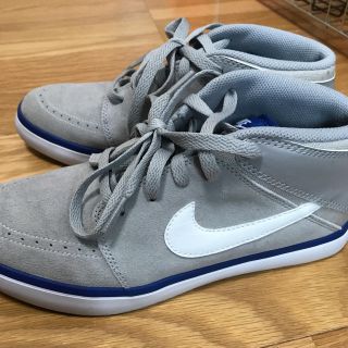 ナイキ(NIKE)のNIKEスニーカー/23.5cm(スニーカー)