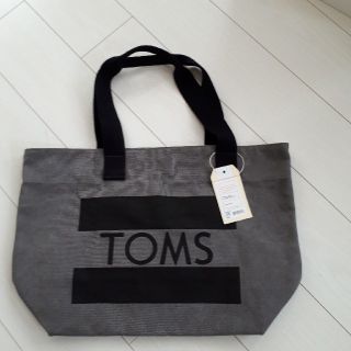 トムズ(TOMS)の新品未使用TOMSトムズのトートバッグsize大(トートバッグ)