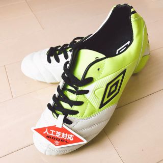 アンブロ(UMBRO)の【新品！】umbro アンブロ サッカースパイク 23.5(シューズ)